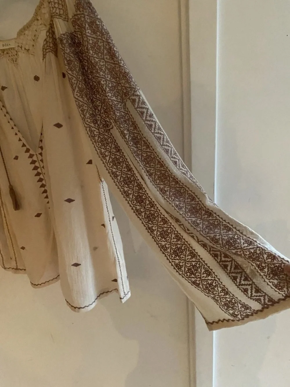 Doen Cream Peasant Tunic with Taupe Embroidery